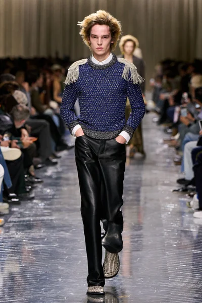 Look 21